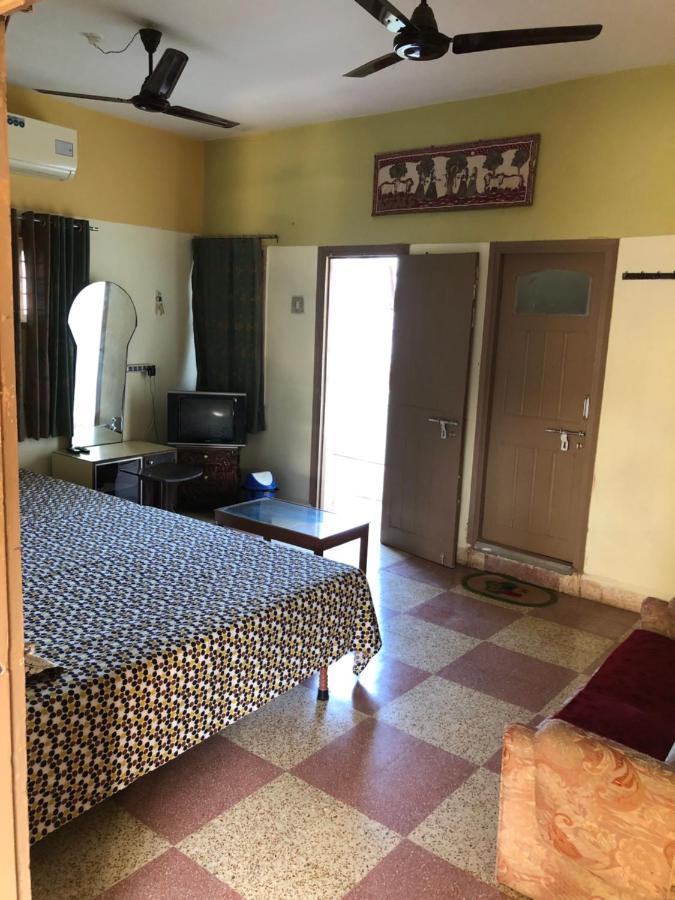 Rukmavati Guest House Mundra Εξωτερικό φωτογραφία